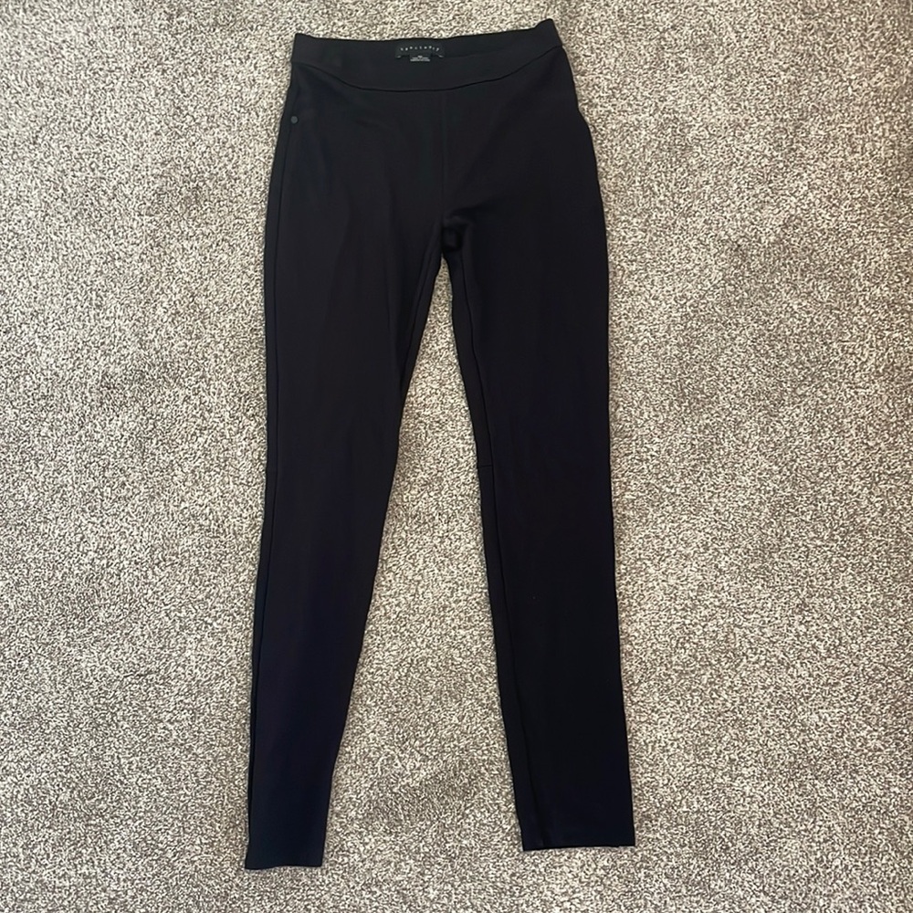 Black jeggings